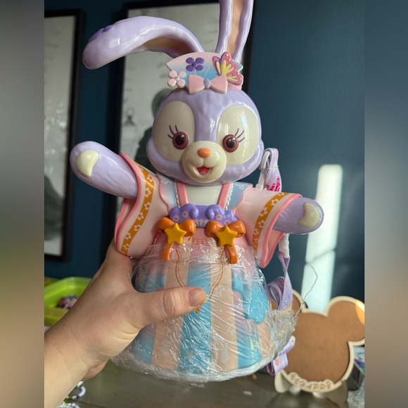 Disney Shanghai Stella Resort exclusive popcorn bucket - Picture 1 of 3